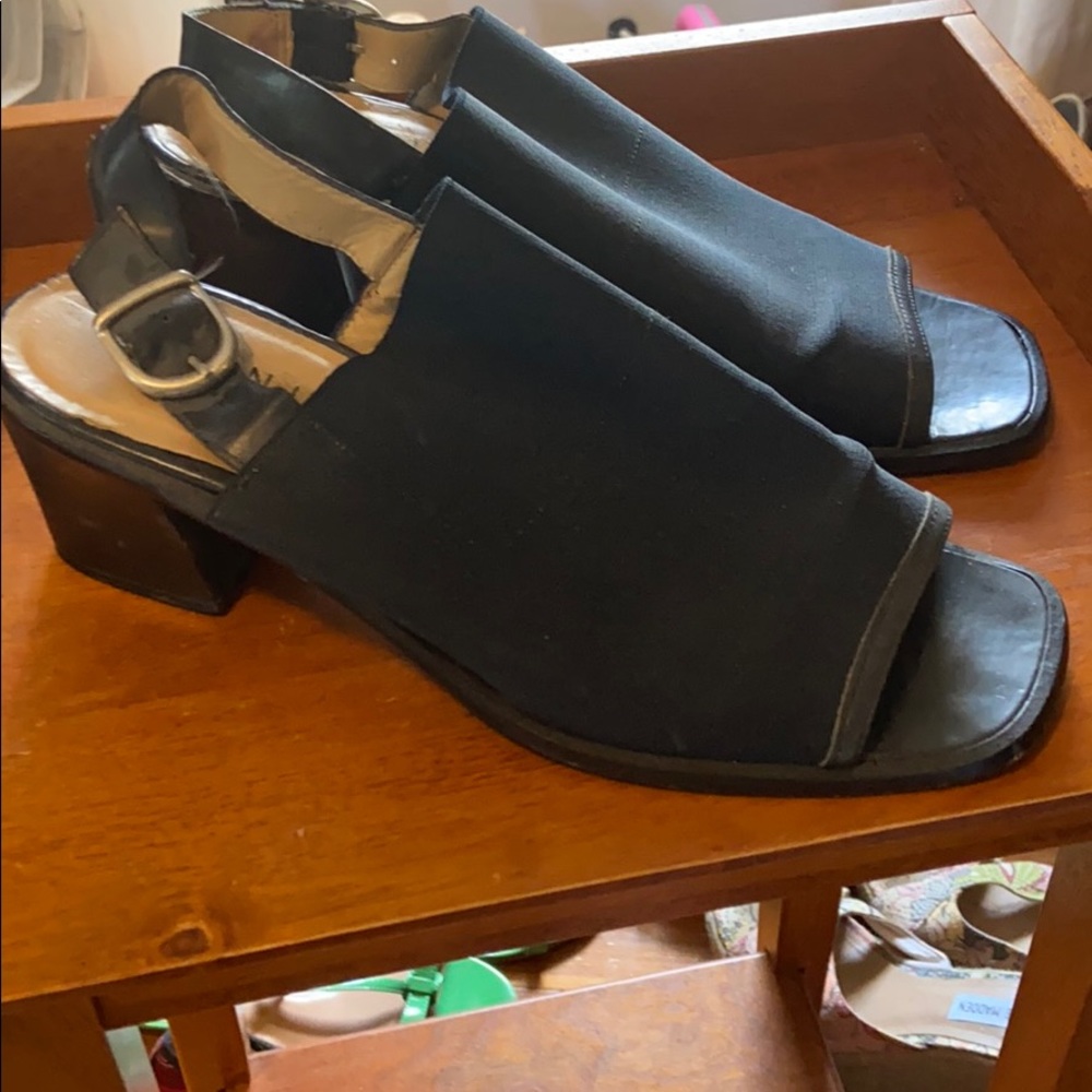 Navy nylon sandals